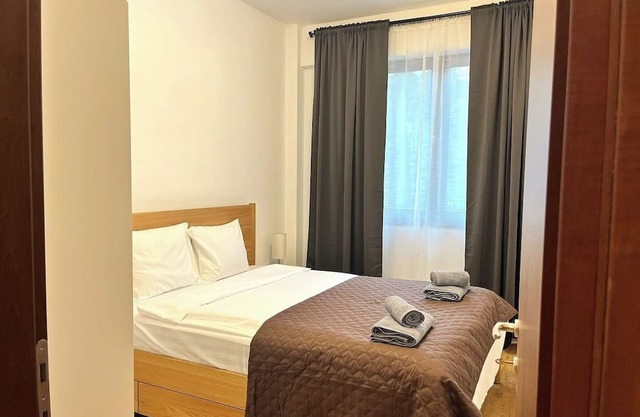 Panorama Pine Retreat | Spacious 2-Bedroom Flat
