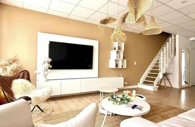 Spacious duplex in the center of Bastogne "Onikos rooms