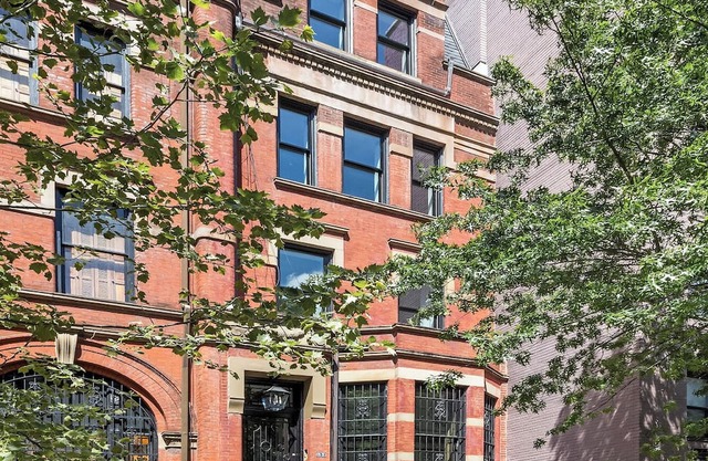 Luxury UWS 5-bedroom TownHome In New York, Steps From Central Park