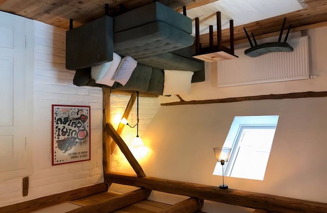 Apartment 'Rosenbusch 2' with Shared Garden, Balcony and Wi-Fi