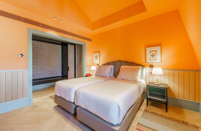 A Perfect Choice for Business and Leisure! Close to Douro River, Onsite Pool!