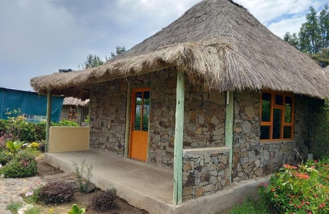 Mwari Twin Cottage