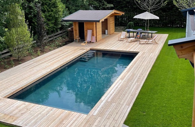 Luxury Chalet Kirchberg with Sauna & Pool