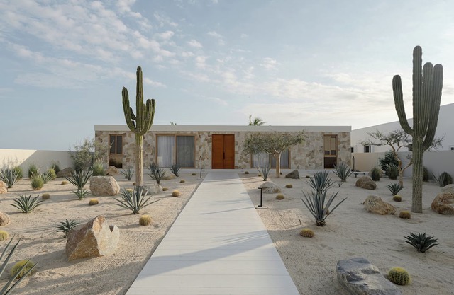 Stunning New Beachfront Villa, staff available upon request