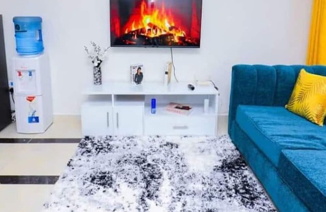 Triad Apartment - 1 BR apt - 4