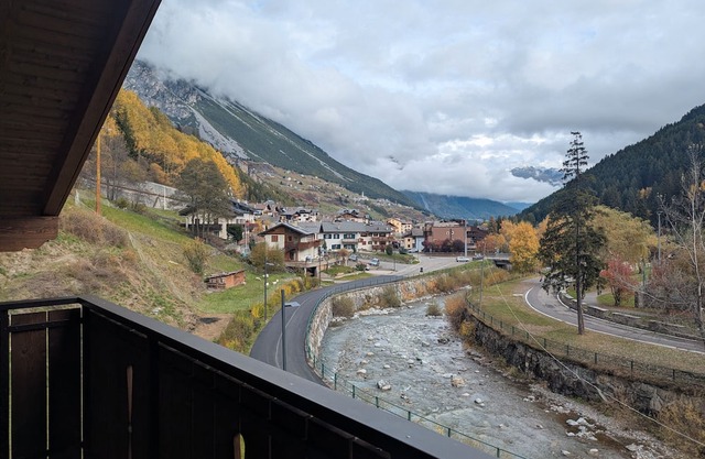 Apartment '5' with Mountain View, Shared Garden and Wi-Fi