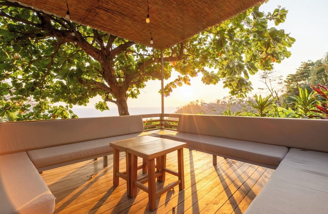 Costa Rica Retreat. 500 meters from the beach. 3 BR Villa.
