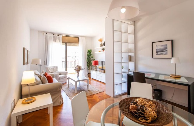 53PRO1096 - Huge flat in the heart of Barcelona