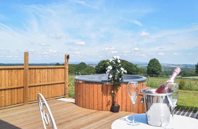 Sky Lark Lodge - UK49904