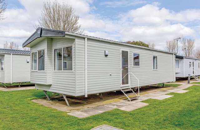 2 bedroom accommodation in Talacre, Holywell