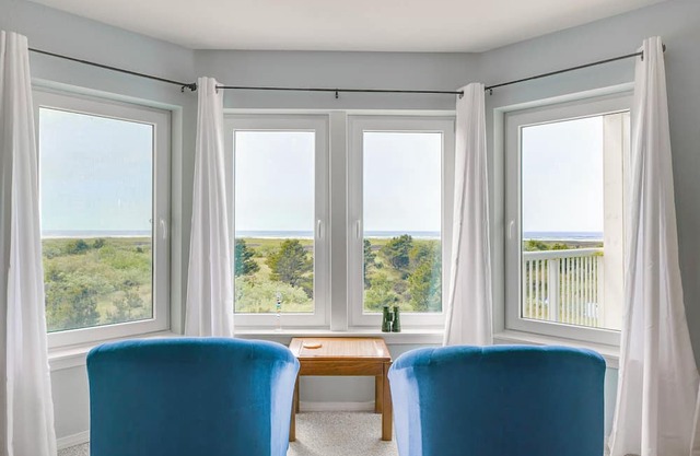 Mana Kai 2nd floor w /view of the ocean and beach
