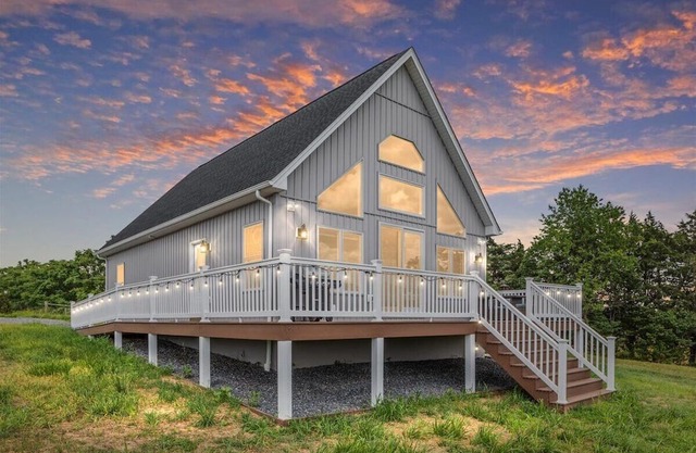 New! Sunset Mountain Retreat