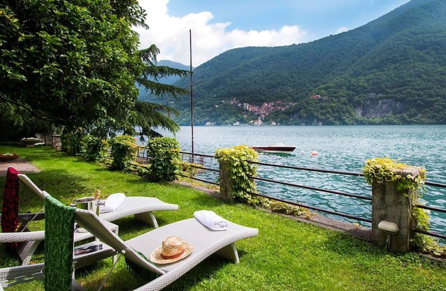 My Rental Homes - Villa Traversi with pool, jacuzzi, garden and view of the Lake
