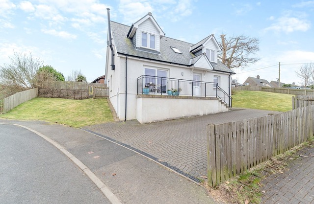 Alojamiento de 3 habitaciones en Brodick