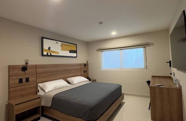 Habitación a 3 min de zona exclusiva en Culiacan. 106
