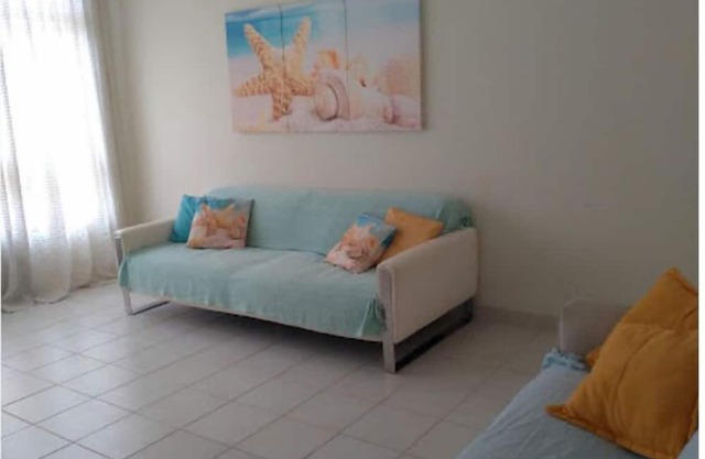 Guarujá Enseada Family Apartment 5 minutes from the beach, your pet is welcome.
