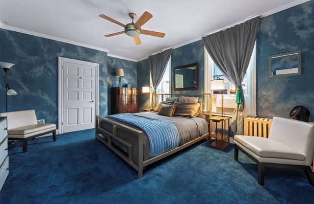 Multi-Family Mansion w/Honeymoon Suite - SLP25
