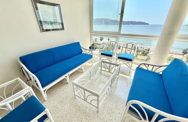 Céntrico departamento con vista espectacular, a la bahía de Acapulco.