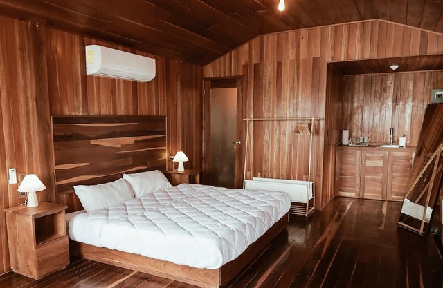 María Isabel, Bacalar Private dock Luxury Cabins