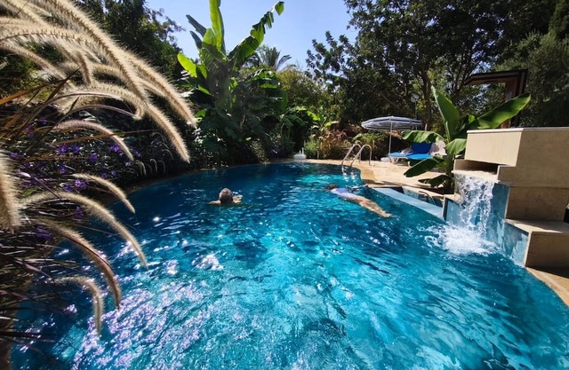 Cozy & Historical 700 m2 Garden + Private Isolated Pool+ STONE VILLA