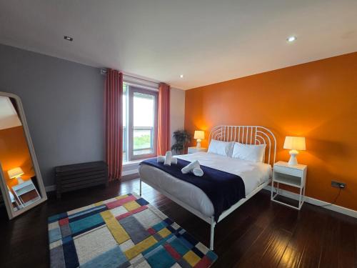 Edinburgh City Sea View Harbour Apartment