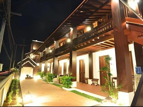 KHONPASONG HOTE 2f