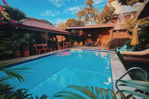 Tropical Pool Villa