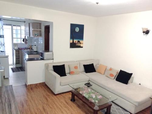 Waridi Apartments, Thika road near Safari park hotel