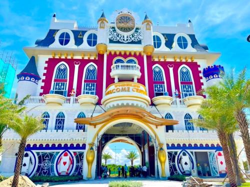 REM Compound Hotels & Villas Nova Wonderland Hồ Tràm