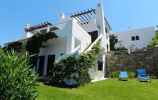 Atlanterra Villa | Villa en primea línea de playa frontal al mar