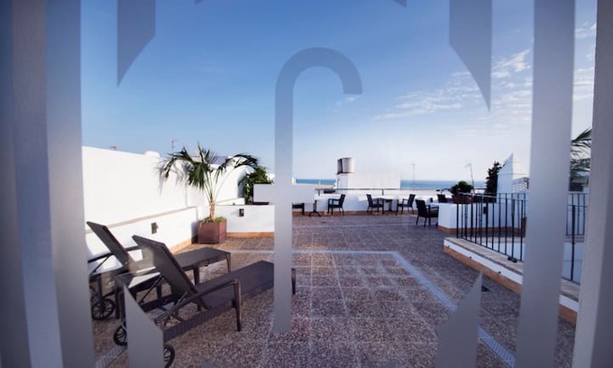 Conil de la Frontera City Center Hostal | Habitación 108 Ático -Hostal Ferreira