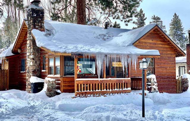 Big Bear Lake Cabina | “Danny’s Den” - The Perfect Getaway Cabin.