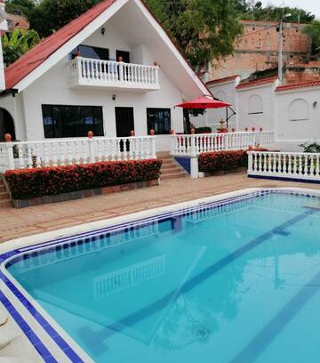 Melgar Cabina | El pórtico