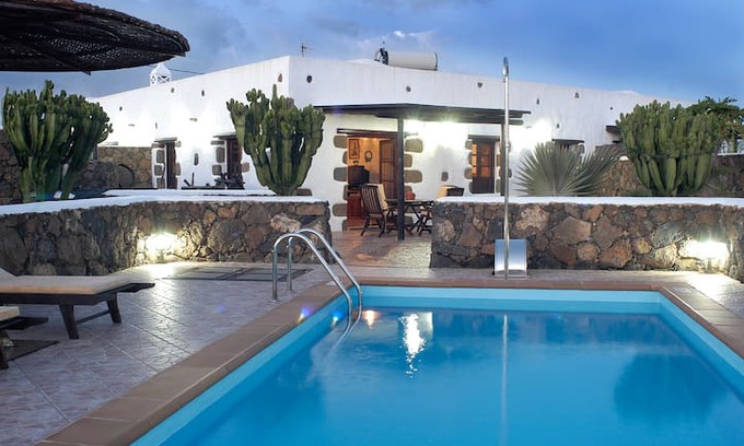 Guime Villa | Villa privada con Jardin Barbacoa y Piscina