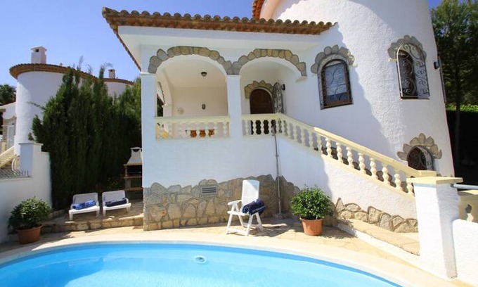 Miami Platja Villa | ANDORRA Villa piscina privada y Wifi gratis
