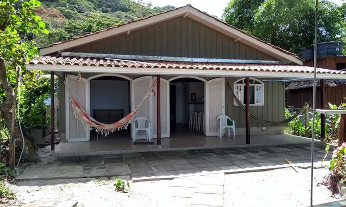 Paranagua Casa | CASA NA ILHA DO MEL - CASA DO MAURILIO