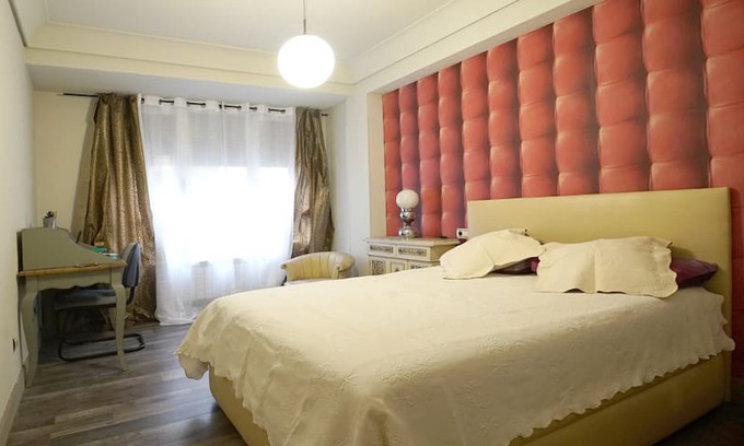 Gros Casa | Habitación amplia junto a la playa Zurriola