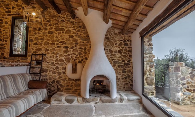 Angles Cabina | MASIA LA ROVIRA, AMAZING COTTAGE FROM S.XVI
