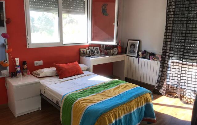 Calderon Villa | Habitación en frente del circuito Ricardo Tormo.