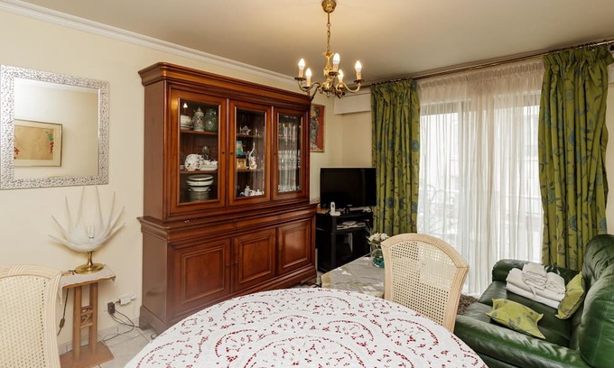Charenton-le-Pont Apartamento | Spacious T3 with view in the heart of the city!