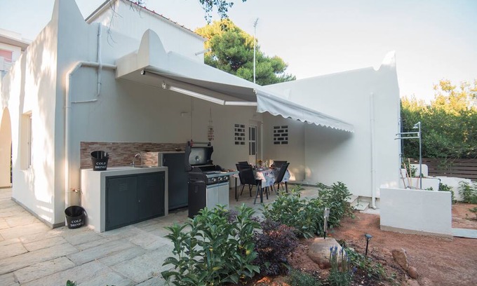 Rafina-Pikermi Casa | Vrbo Property