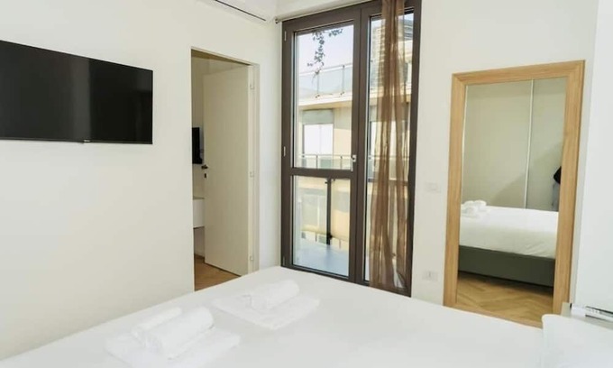 Centro Direzionale Casa | Sky View -New Door- Apartment 2 with Balcony