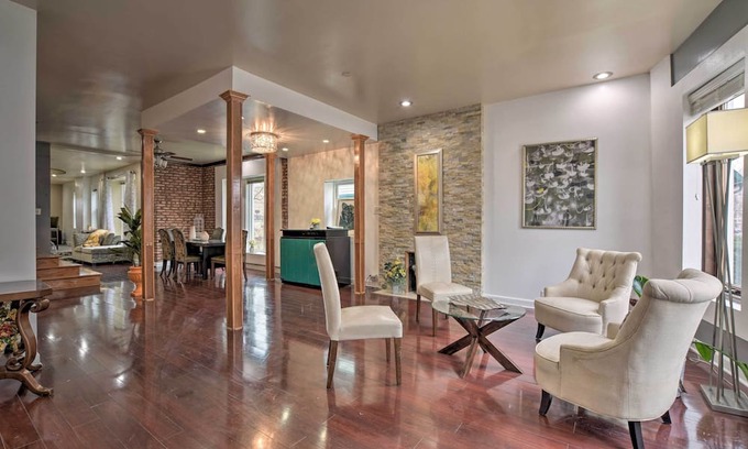 North Kenwood Casa | Historic Chicago Home < 1 Mi to Lake Michigan