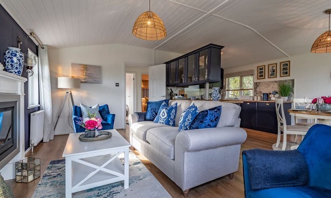 Rhyd-y-foel Cabina | 2 bedroom accommodation in Abergele