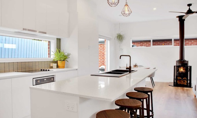 Belmont Casa | Alanas Place I Modern Townhouse