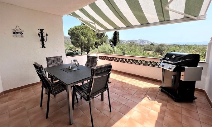 El Mas Bosca Apartamento | NEW in holiday rentals 2023. Comfortable apartment - sea view for max. 4 people
