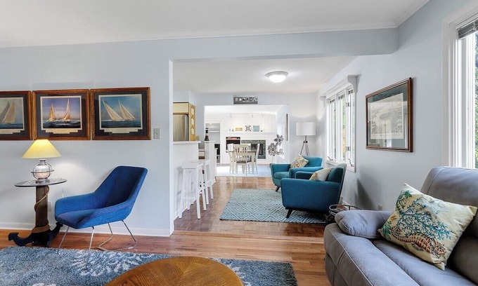 Fontana Casa | Geneva Shores- Monthly Rental w/ Lake Access!
