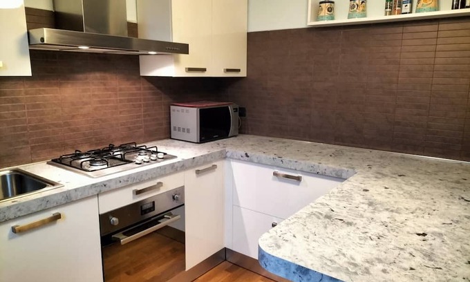 Zona Padova Apartamento | Casa Atene _ Luminoso Appartamento su due livelli a Milano