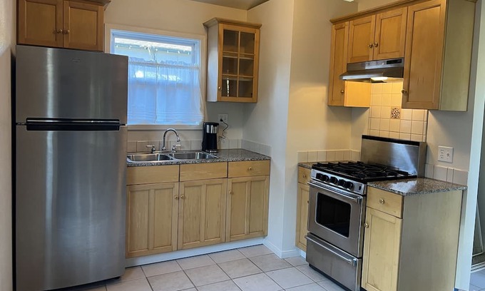 San Luis Obispo Cabaña | The Cozy Cottage w private yard