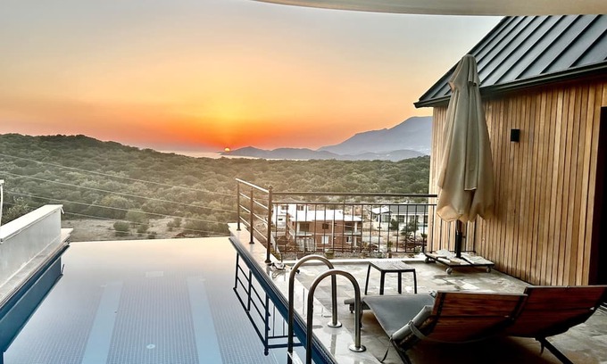 Kas Casa | 2 bedroom villa with private pool and great views